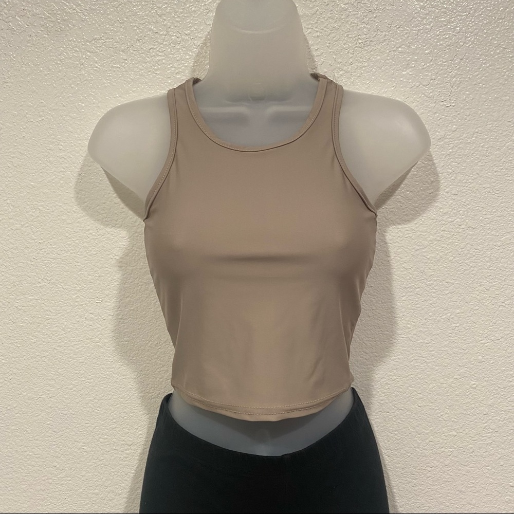 pretty little thing brown beige racerback sleeveless crop tank top shirt
